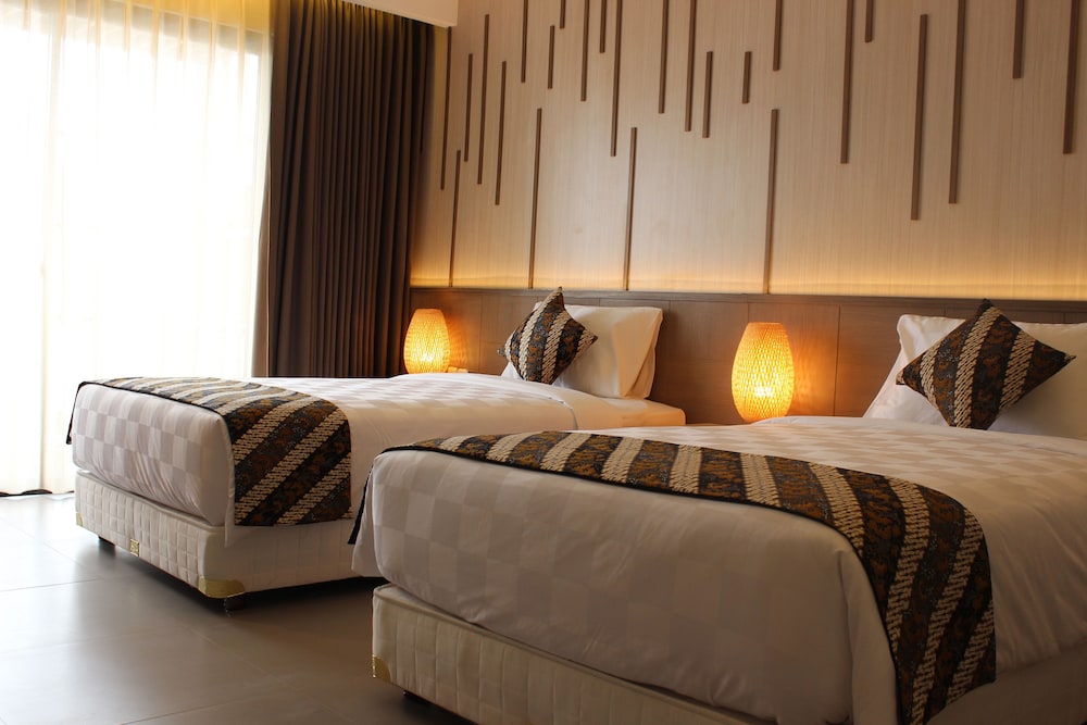 Grand Laguna Hotel And Villa 9/34