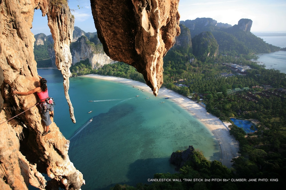 Diamond Cave Resort 63/71