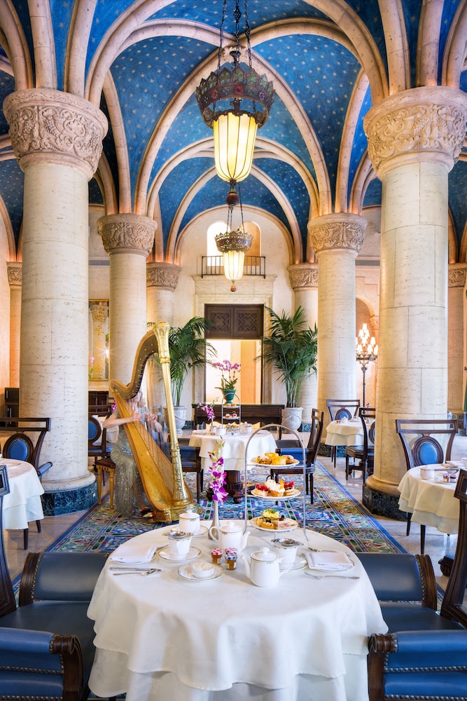 Biltmore Hotel 60/74