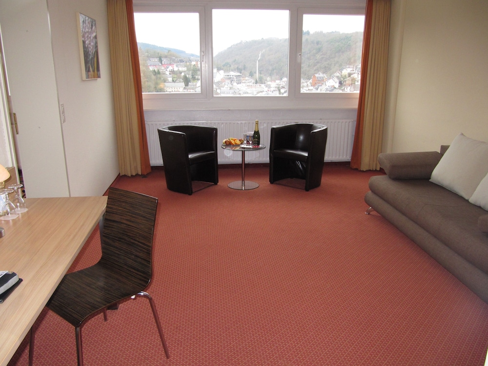 OPAL HOTEL 23/53