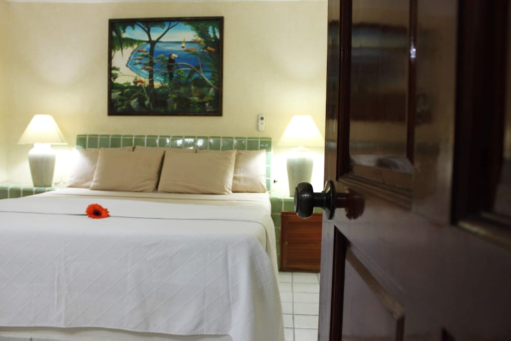 Coral Ixtapa 16/34