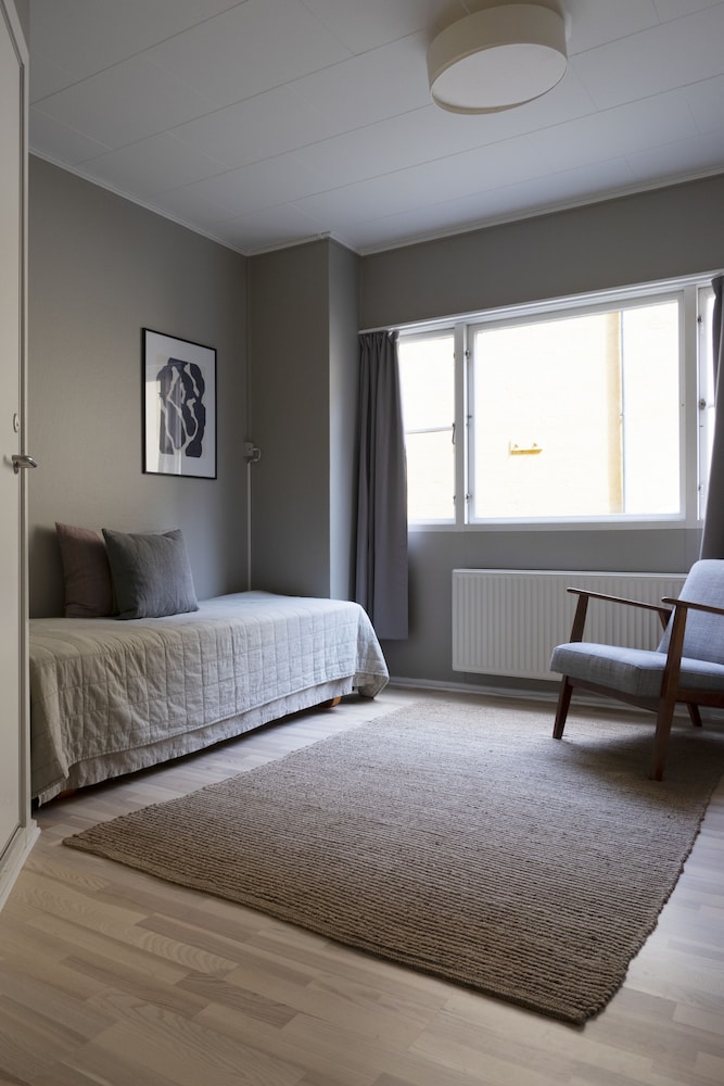 1 BEDROOM, JUNIOR, STUDIO, COURTYARD VIEW