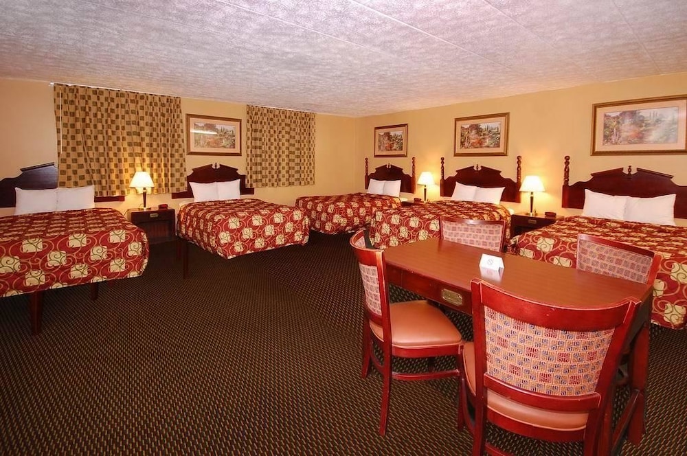 Wolf Inn Hotel 32/50