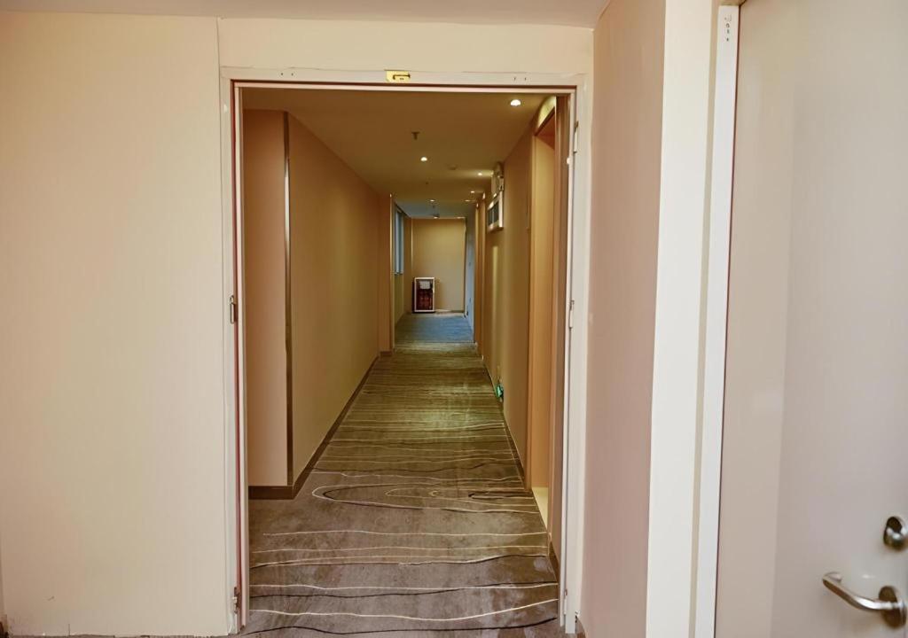City Comfort Inn( Guangzhou Luyuan Road Taojing) 38/56