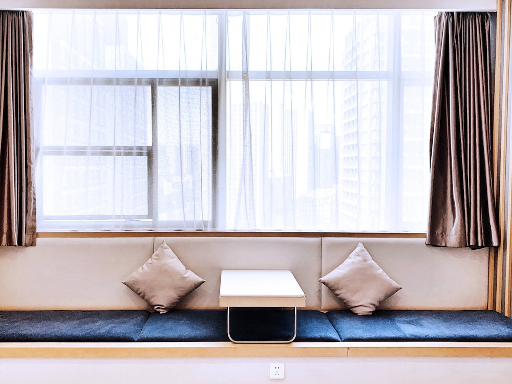 HOLIDAY INN EXPRESS JINAN EXHIBITION CENTER 47/47