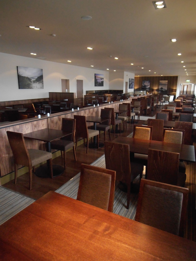 Shetland Hotel 20/22
