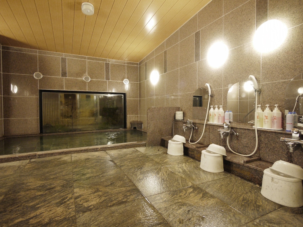 Hotel Route-Inn Hisai Inter 3/56