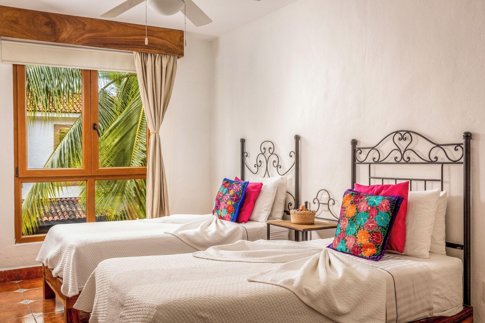 2 Bedrooms, Master, Suite, Pool View, Balcony, Kitchenette