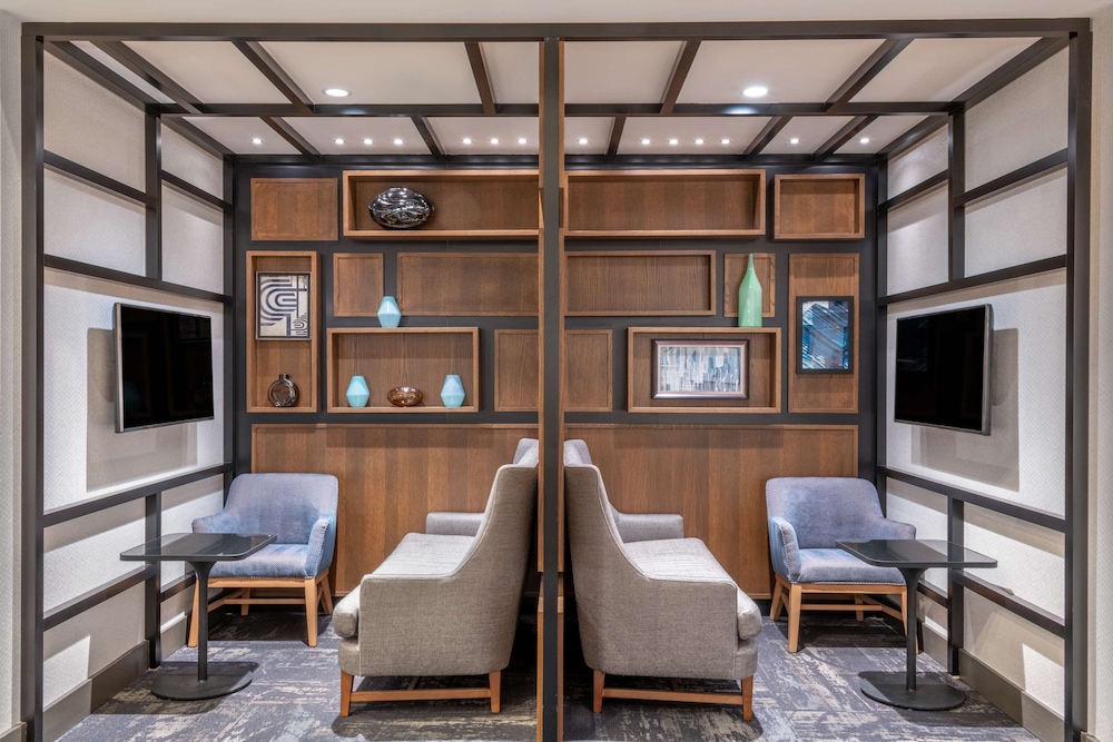 Hyatt Place San Jose Aiport 30/33