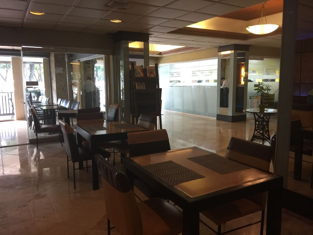 Rajah Park Hotel 41/50
