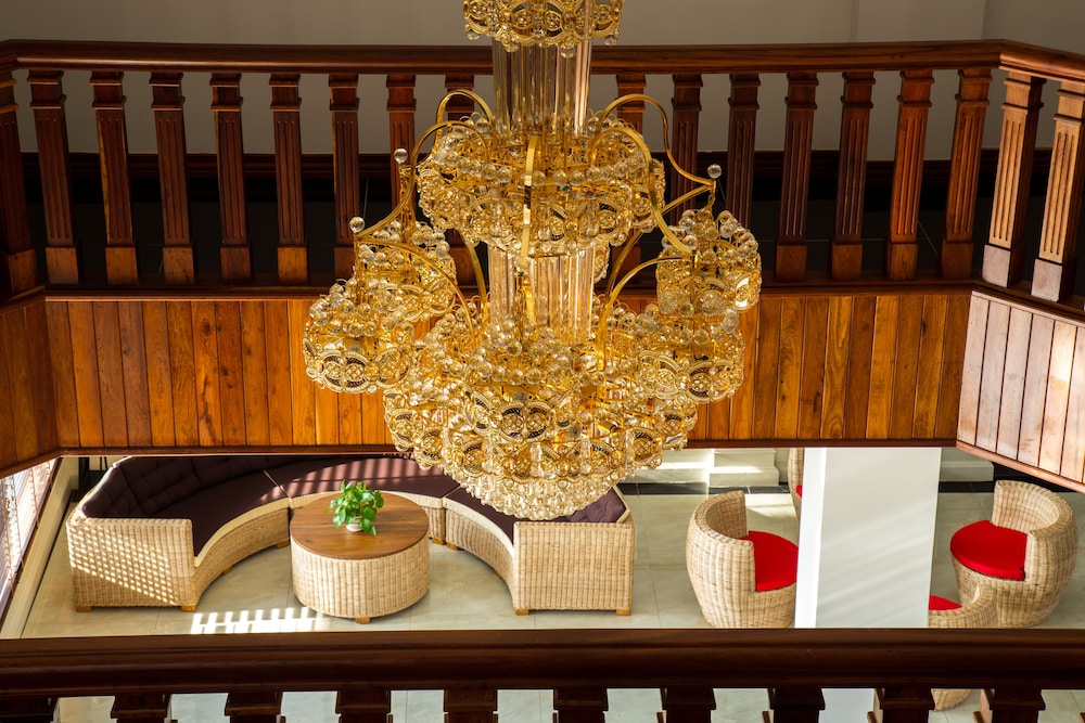 Glorious Hotel and Spa 37/50
