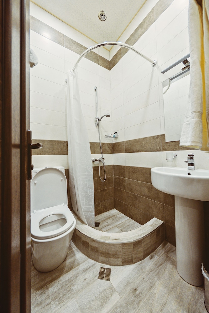 L'image Art Hotel 25/27
