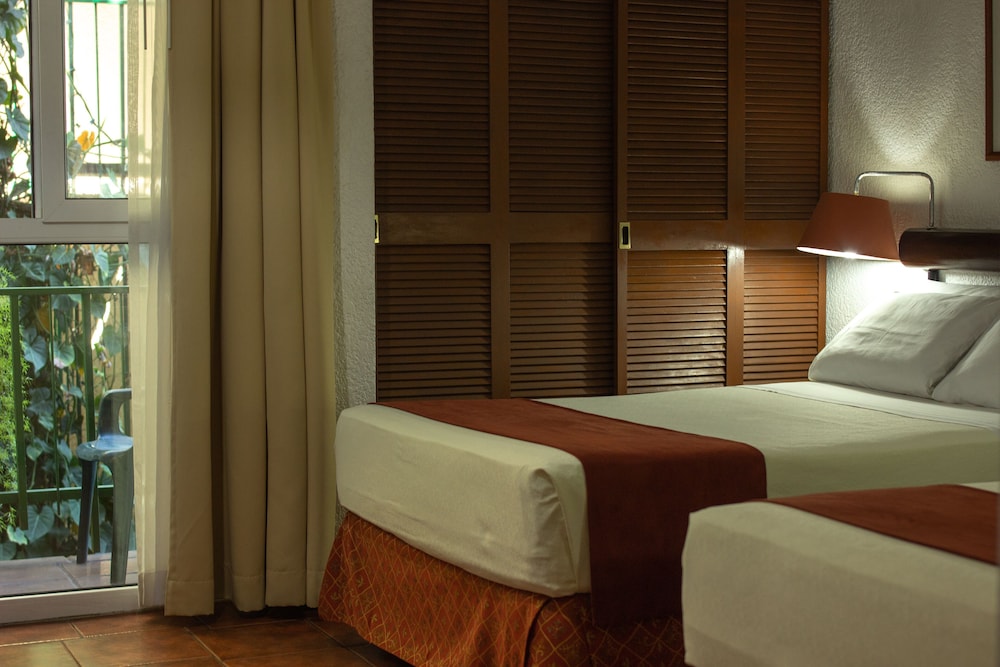 Novo Hotel & Suite 19/59