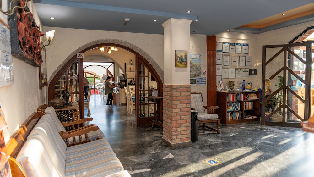 Lobby at Evina Rooms & Suites, HERSONISSOS