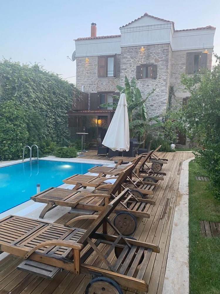 Kucukkoy Hotel 39/50
