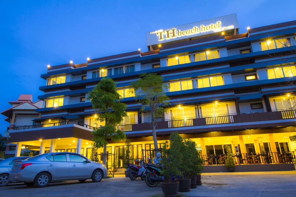 Th Beach Hotel 3/64
