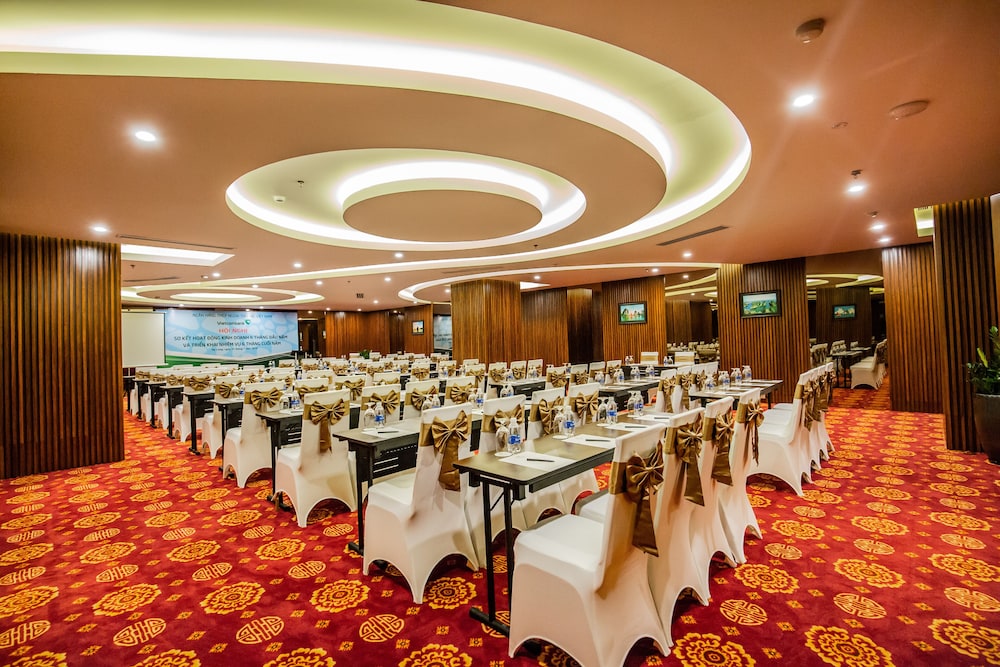 Central Luxury Ha Long Hotel 52/72