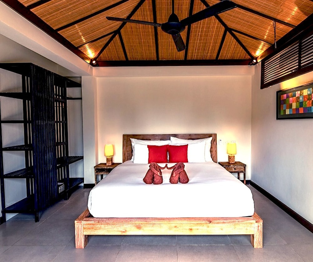 3 BEDROOMS, VILLA, PRIVATE POOL