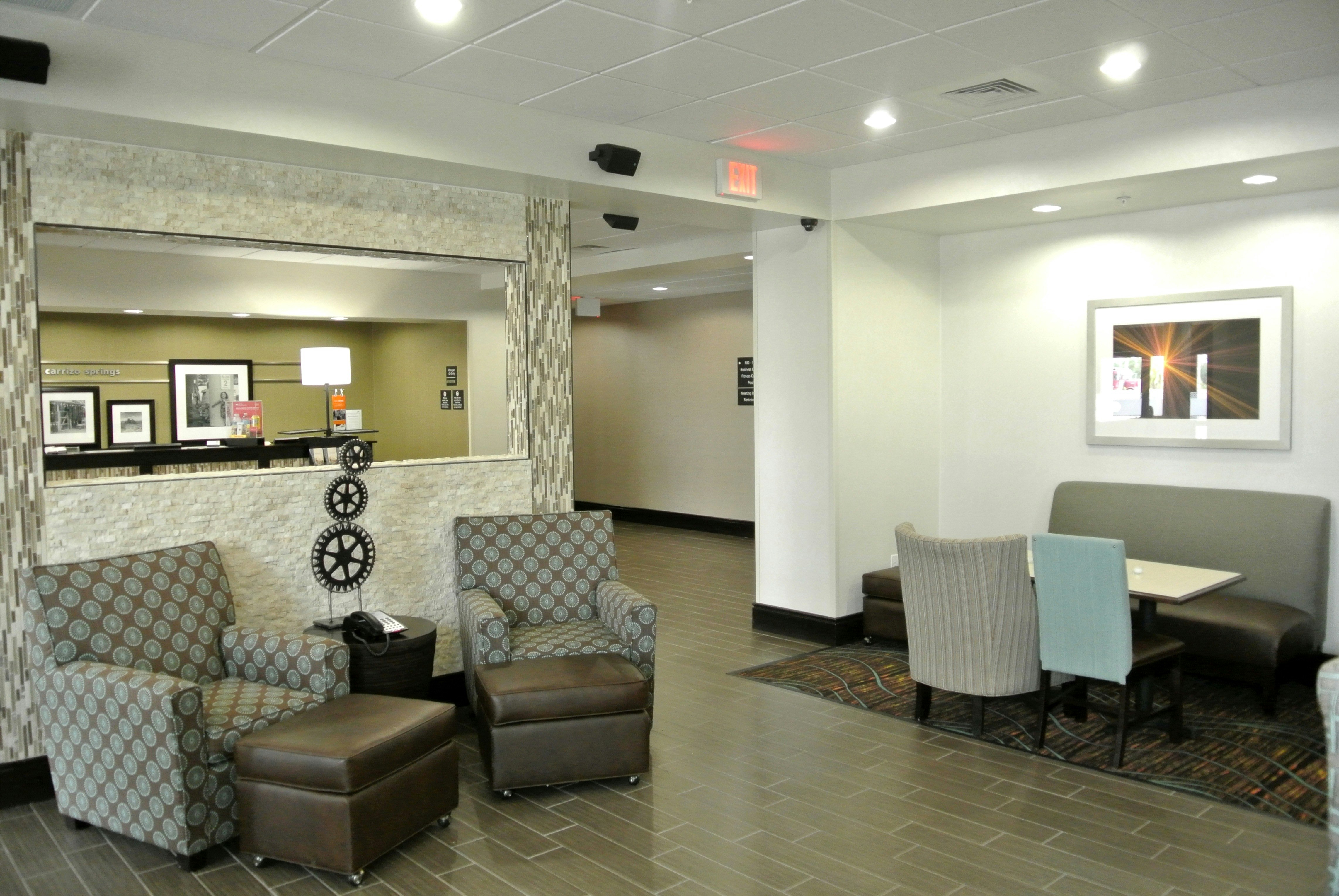 Hampton Inn Carrizo Springs 26/47