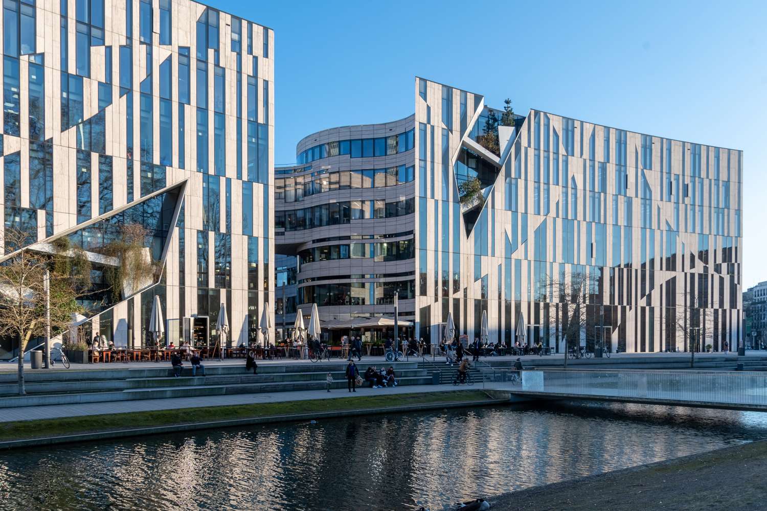 Hampton by Hilton Dusseldorf City Centre 32/32