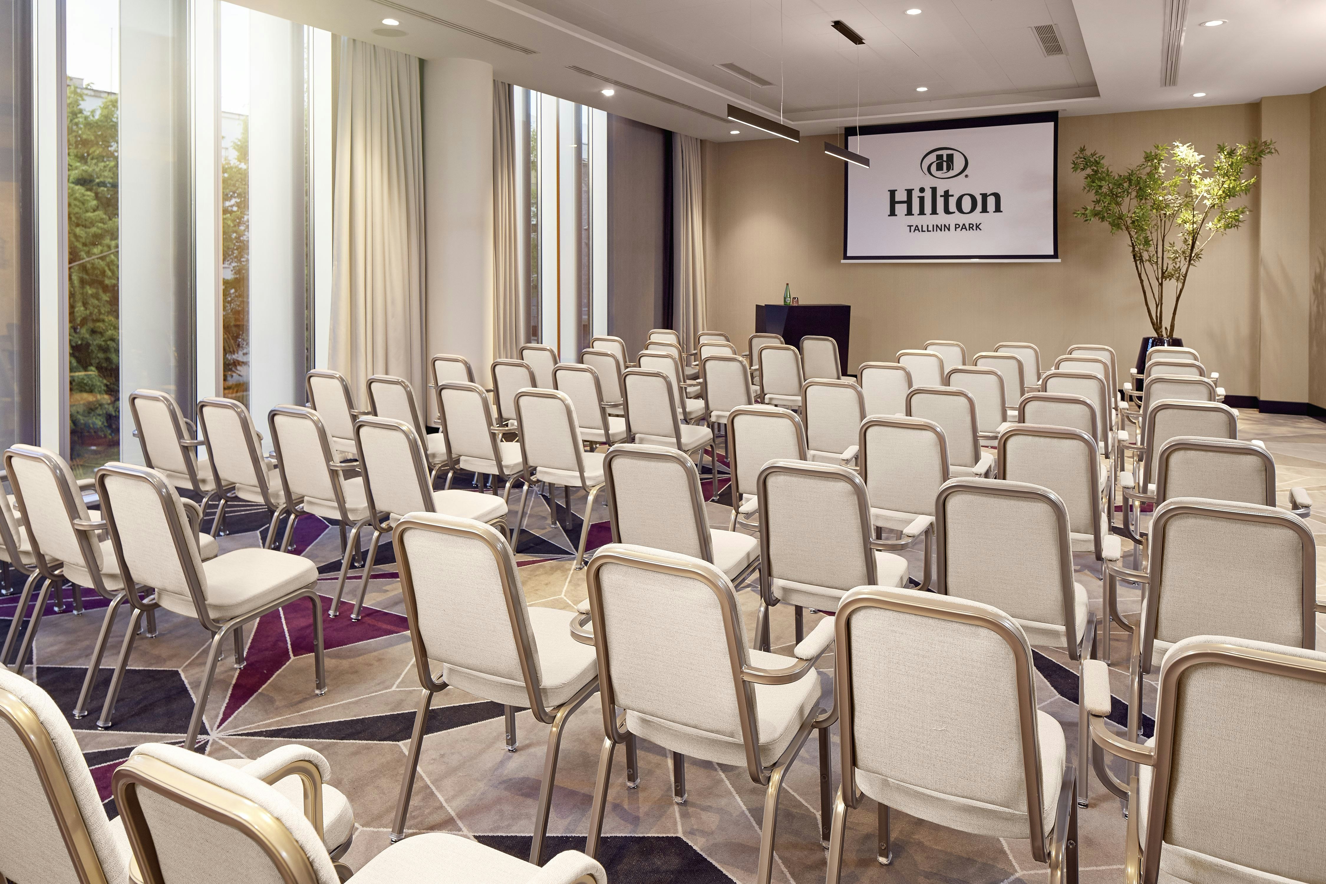 Hilton Tallinn Park 78/85