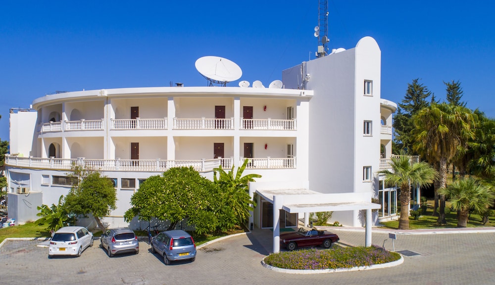 Sempati Hotel 7/44