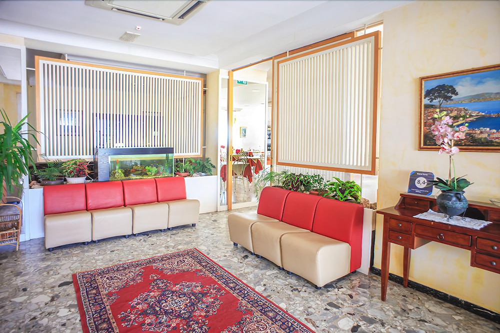 Hotel Sara 4/46