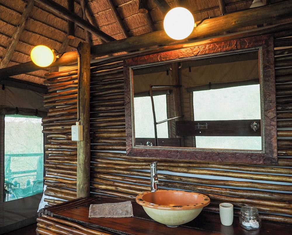 Muweti Bush Lodge 46/46