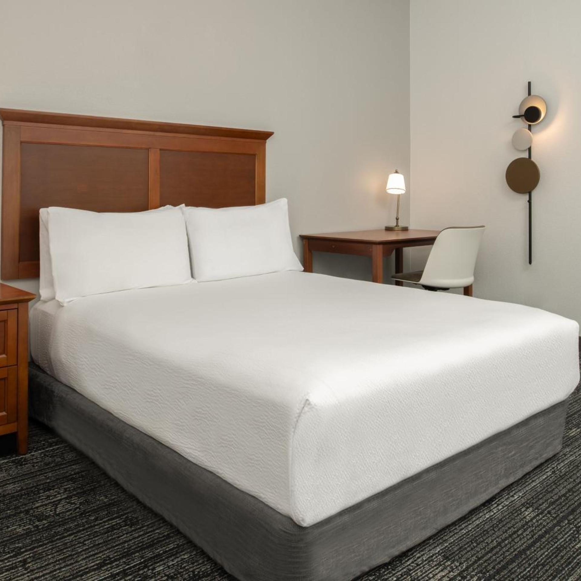 2 Bedrooms, Suite, Accessible