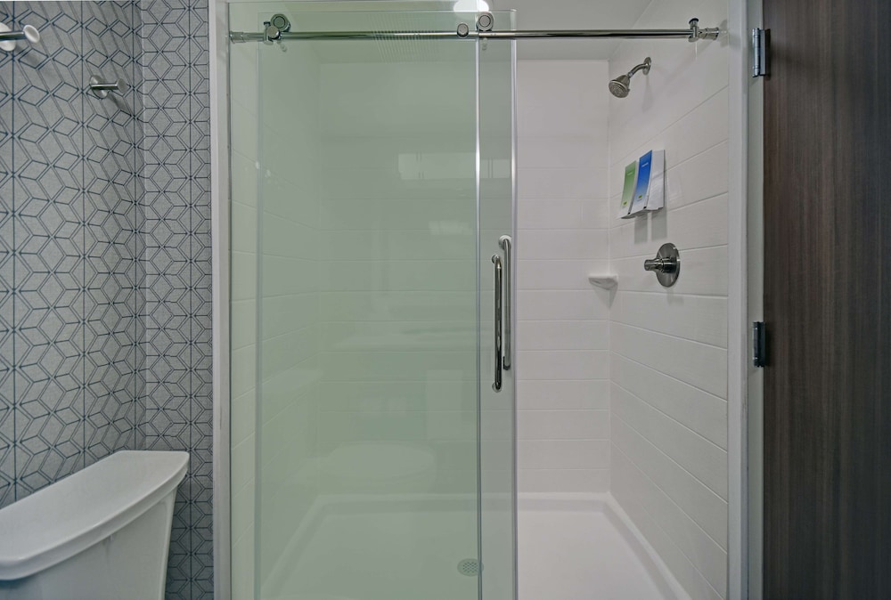 Home2 Suites by Hilton Springdale Cincinnati 16/35