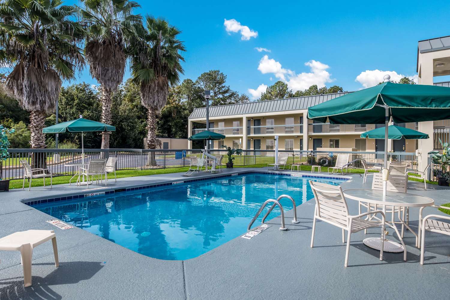 Quality Inn Albany 41/42
