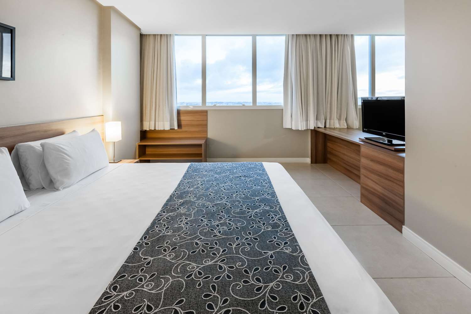 Days Inn by Wyndham Linhares 3/13
