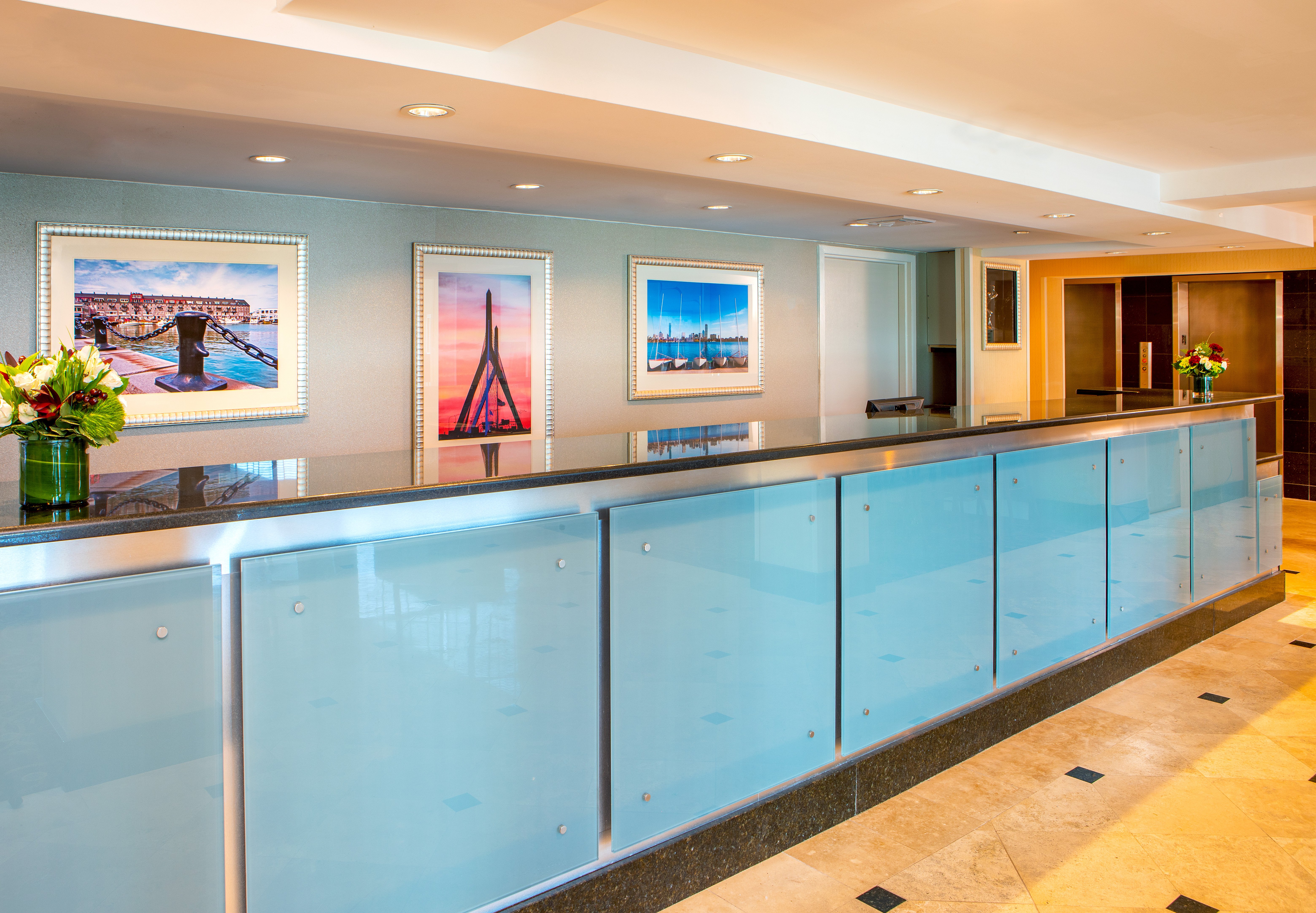 CROWNE PLAZA BOSTON - WOBURN 10/80