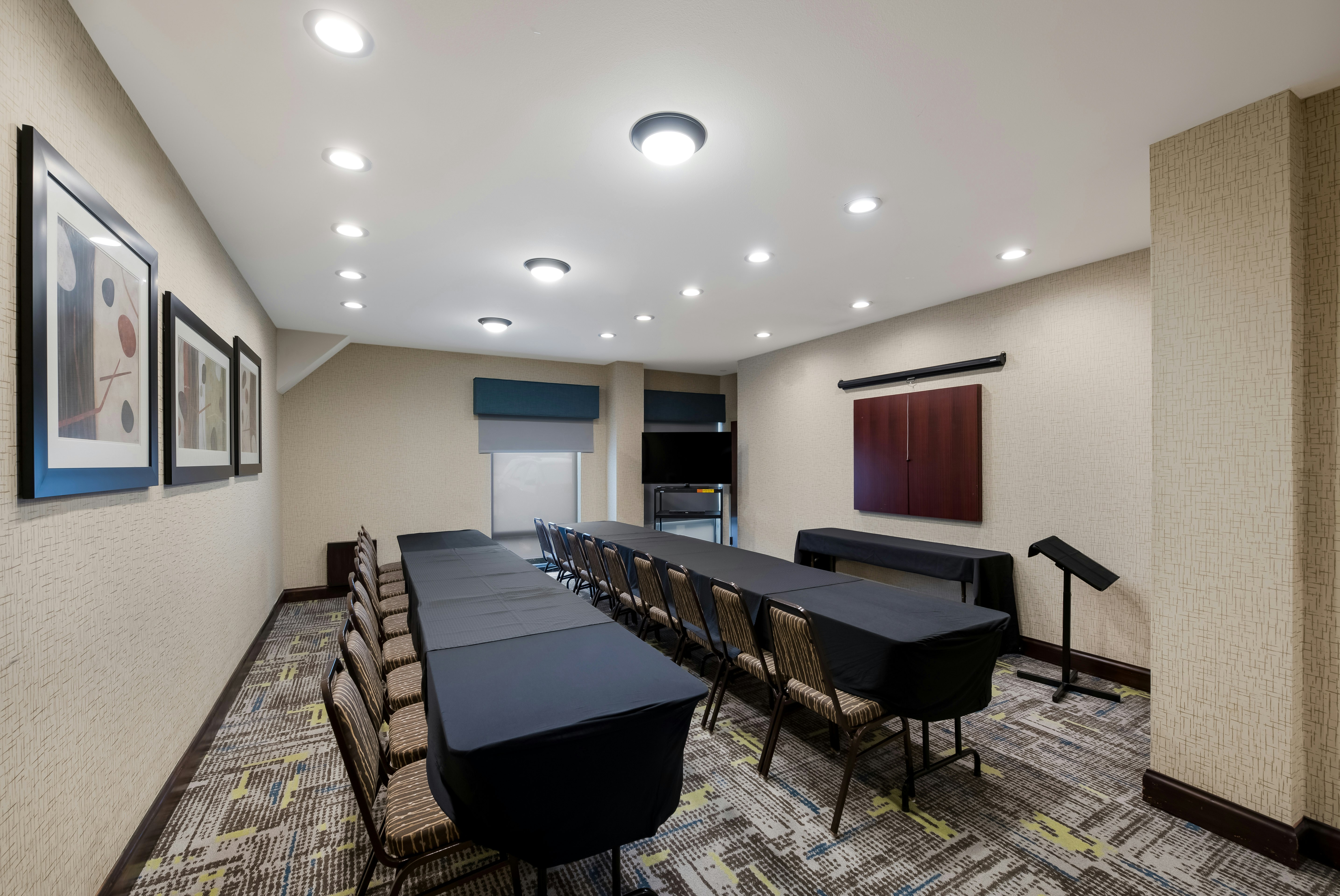 Hampton Inn Marshall, TX 33/43