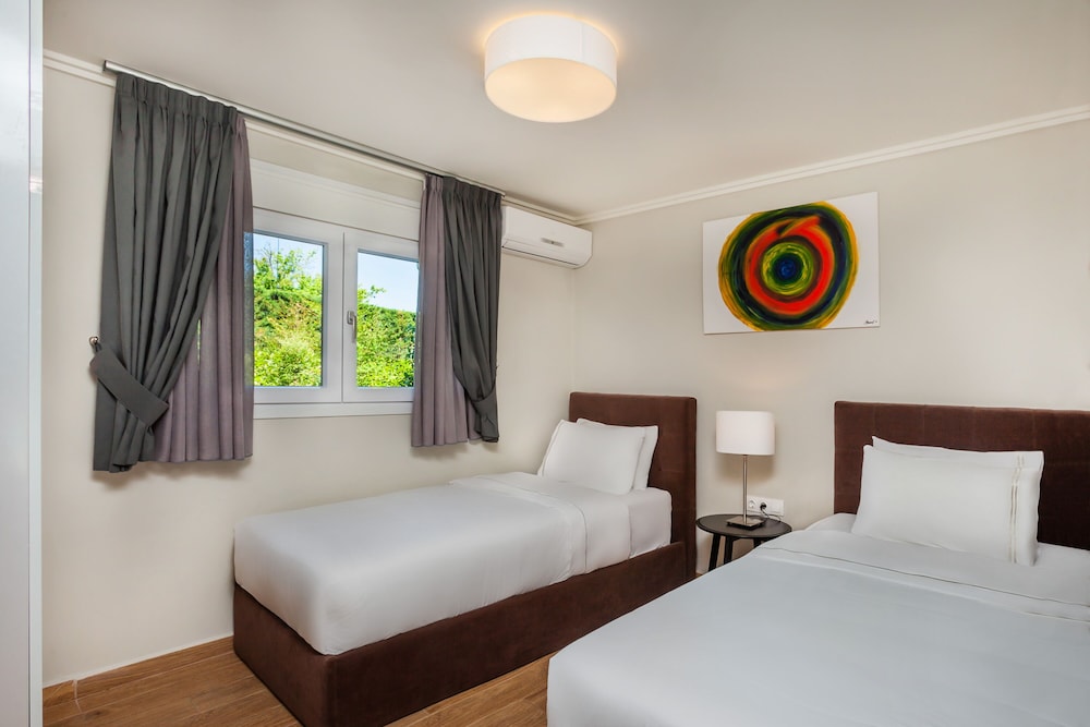 Sunny Villas And Spa 9/50