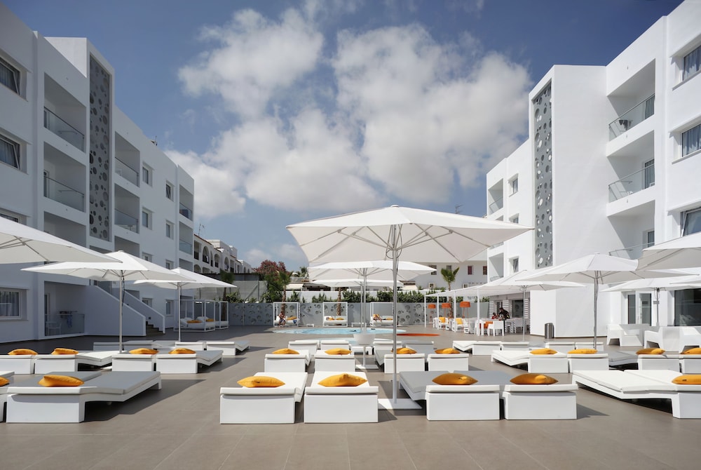Ibiza Sun Apartments 53/60