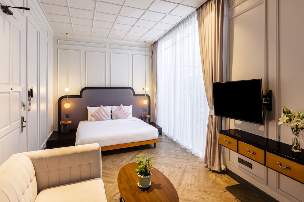MiLa Hotel Thapae 15/63