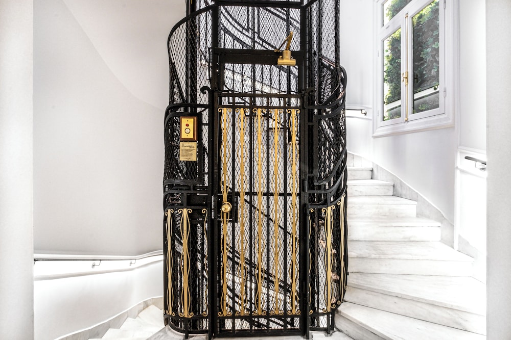 Belle Epoque Suites Athens 28/50