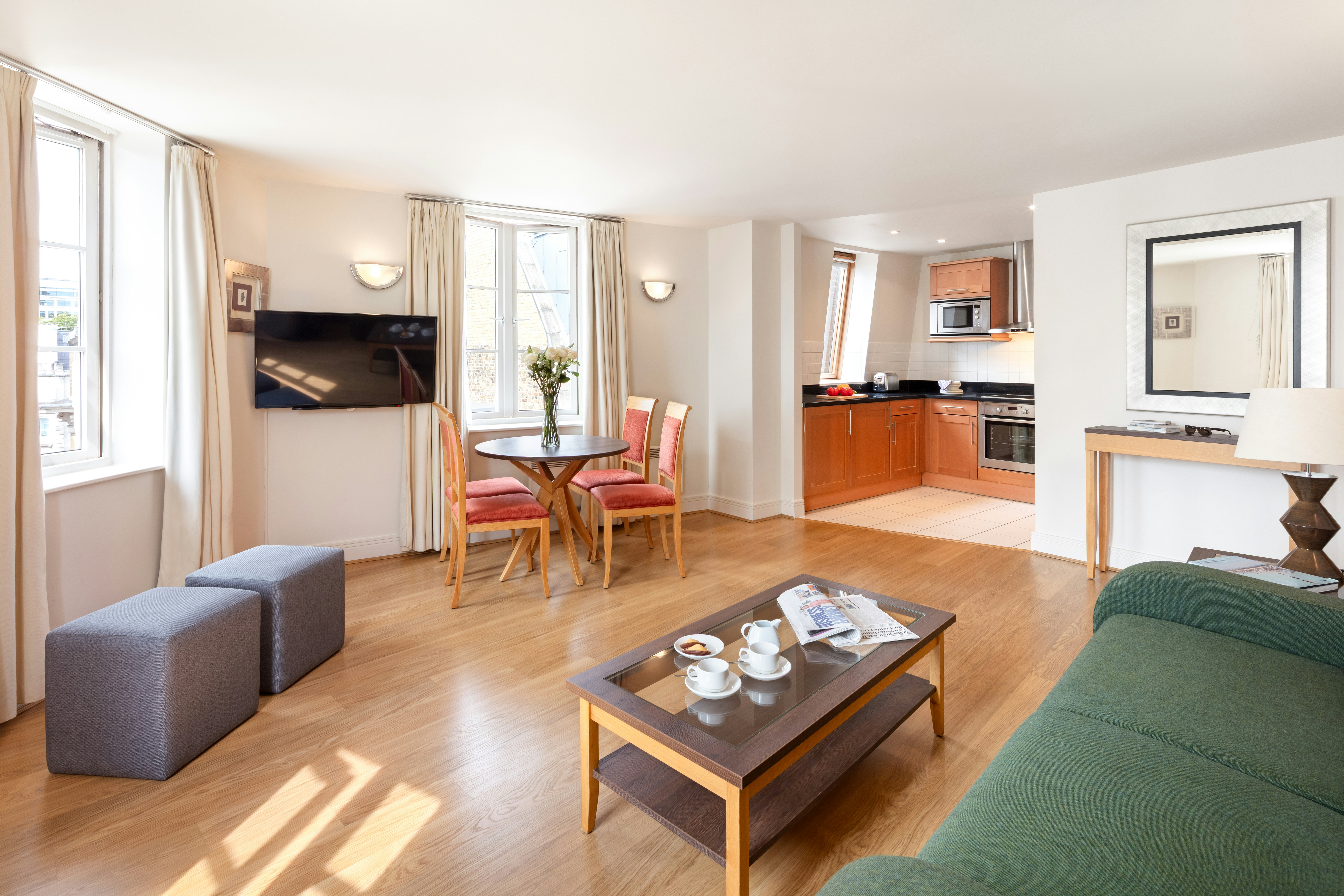 Marlin Apartments Queen Street St Paul's 23/41