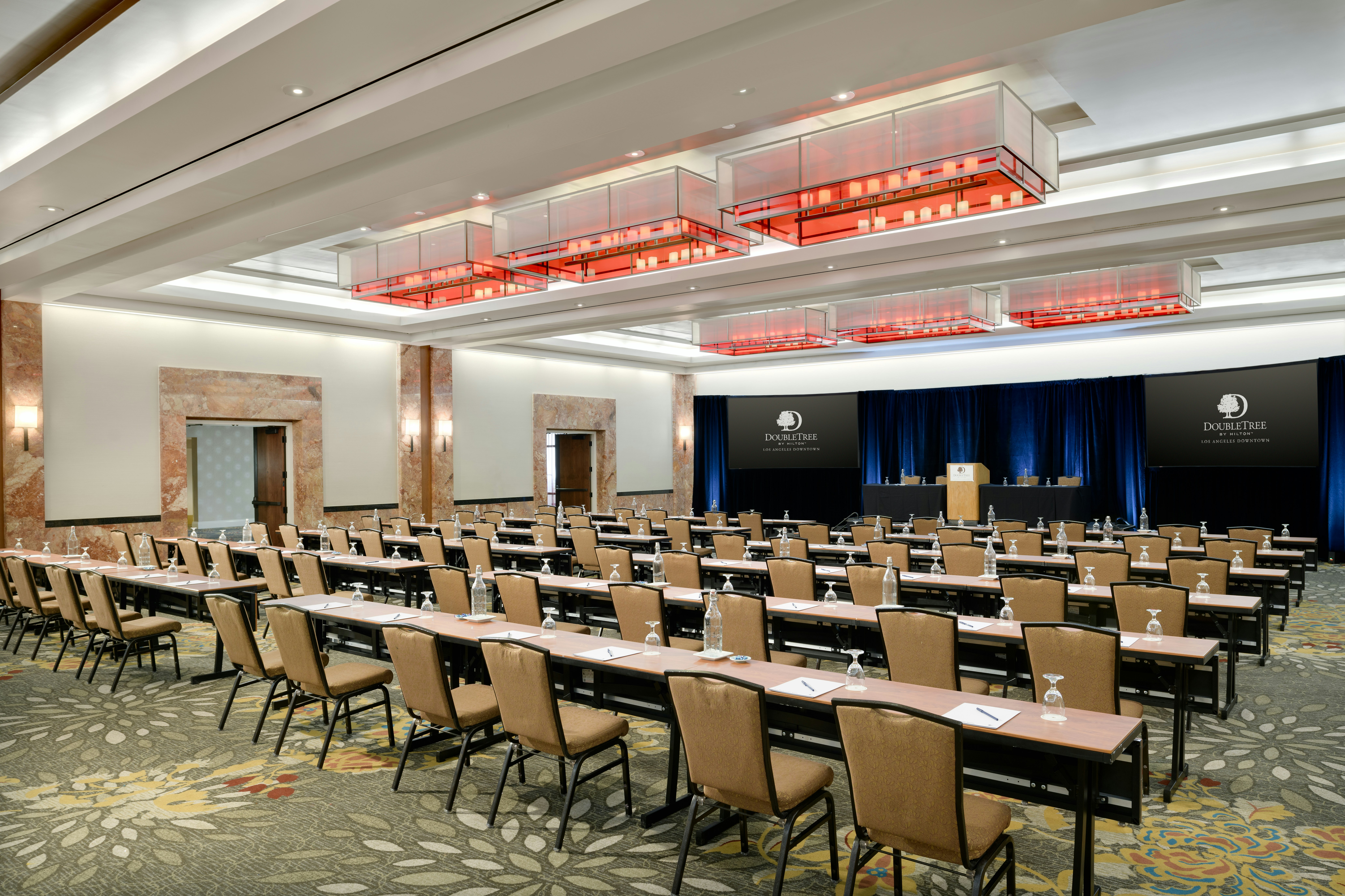 DoubleTree by Hilton Hotel Los Angeles Downtown 59/79