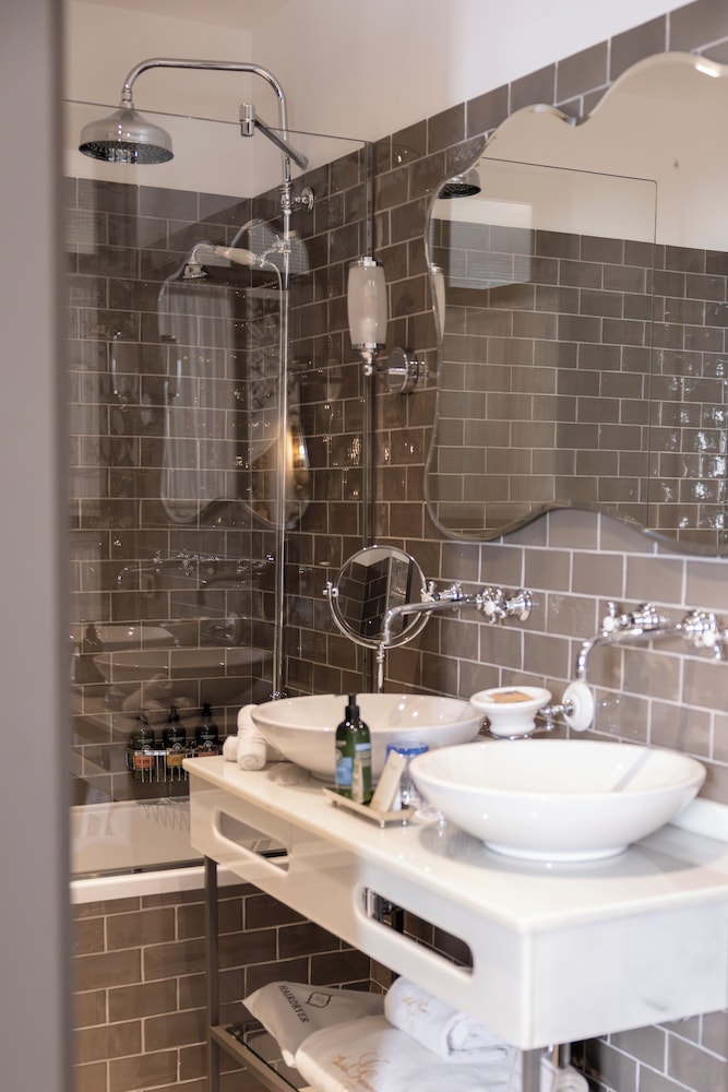 Hotel Gravina 51 59/59
