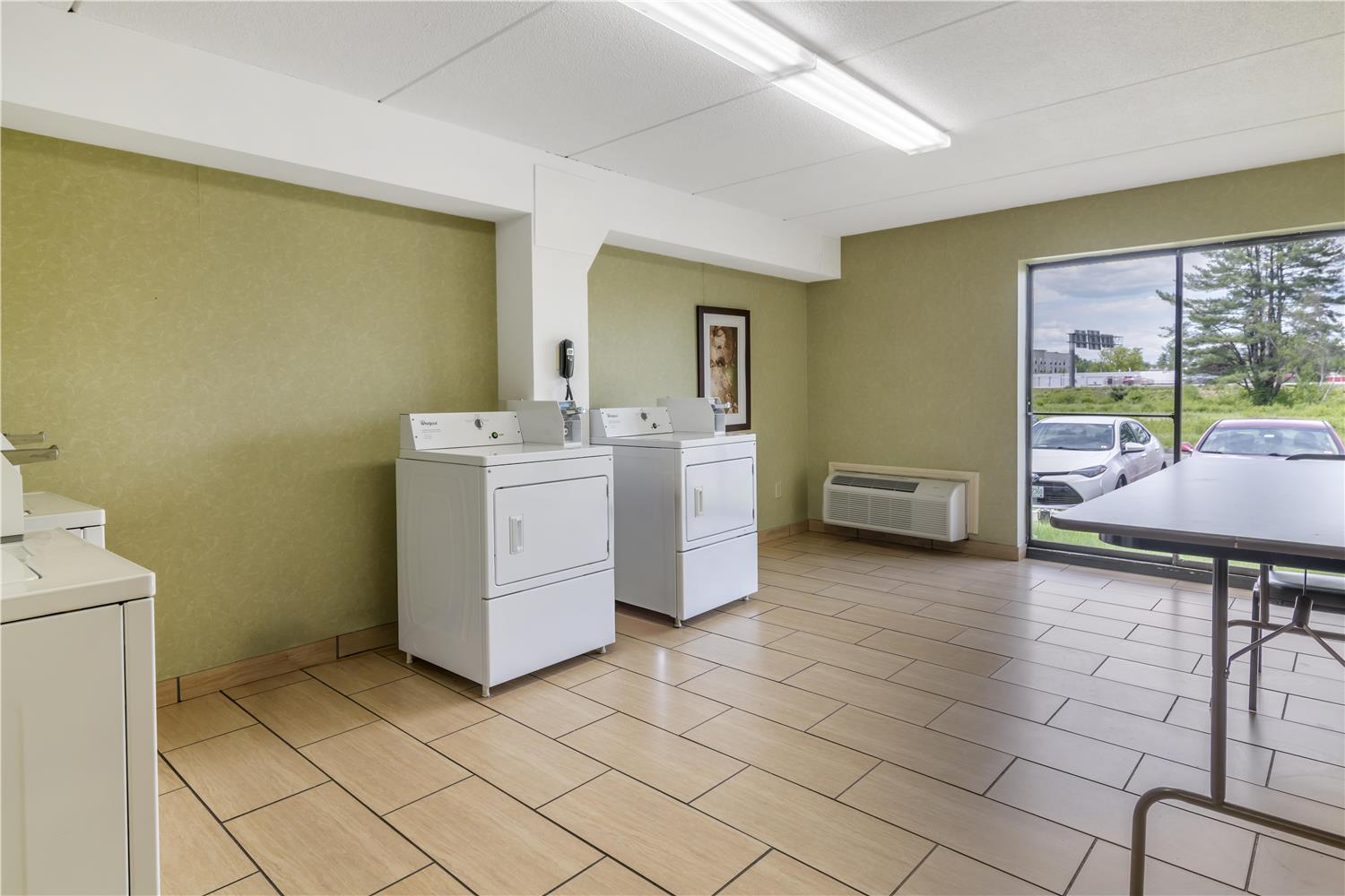 Best Western Plus Keene Hotel 24/63