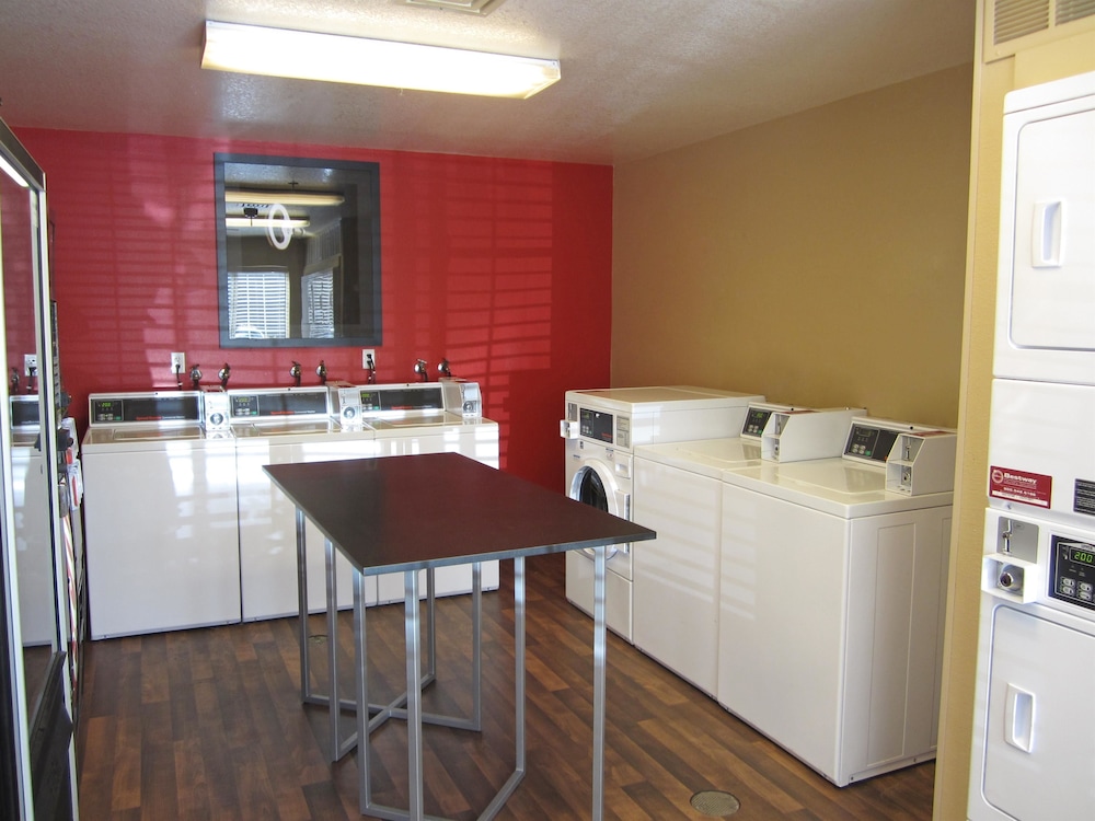 Extended Stay America Suites Los Angeles LAX El Segundo 44/51