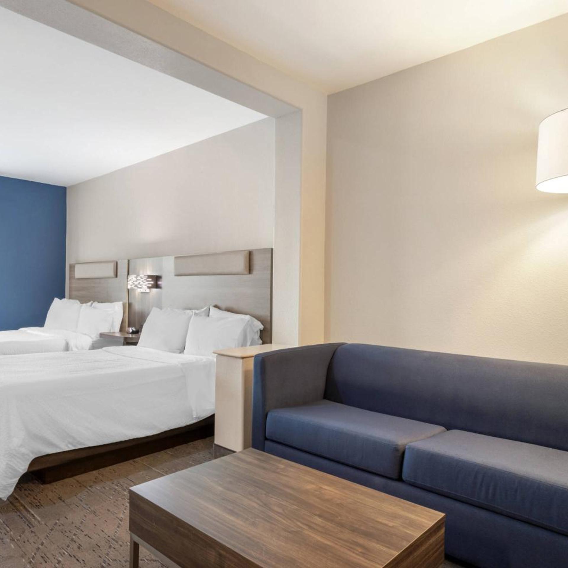 Suite, 2 Queen Beds, Accessible, Holiday Inn Express Suites Beeville 10/10