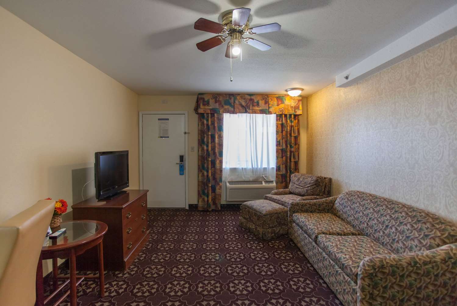 Days Inn By Wyndham Shenandoah 35/52