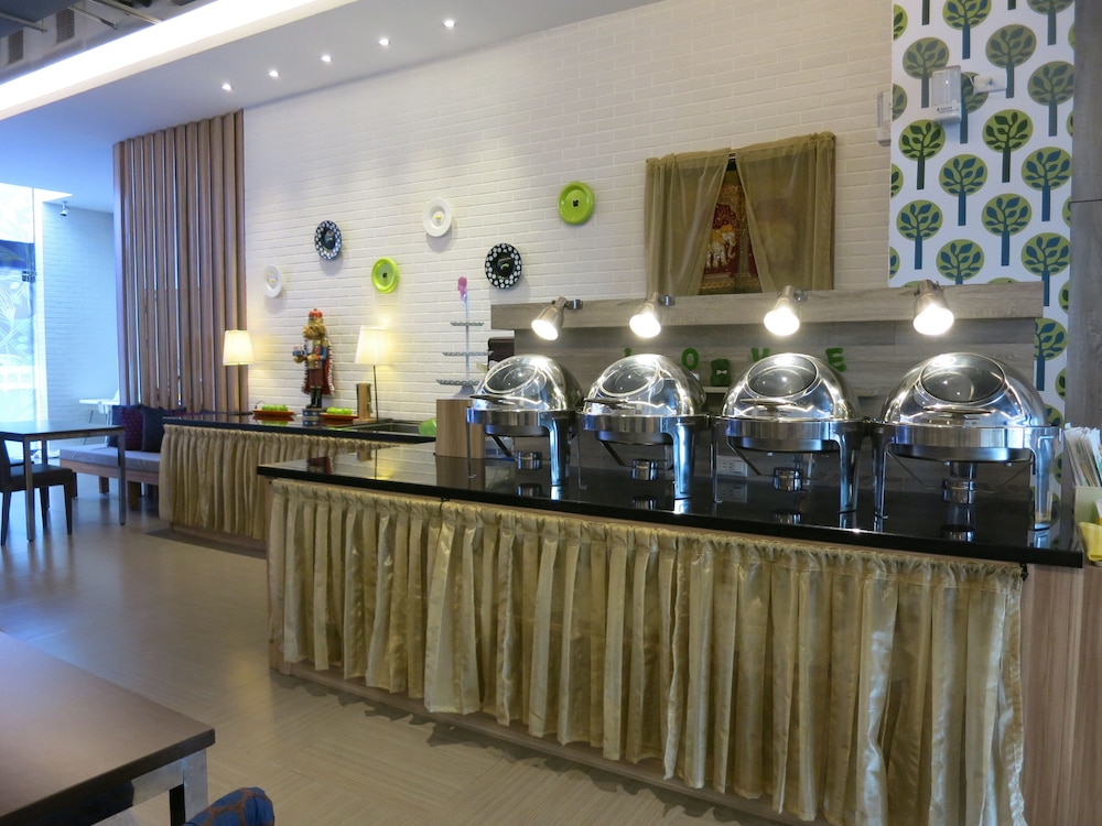 S&amp;E Hotel 48/61