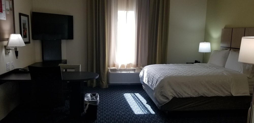 Candlewood Suites Plano North 18/44