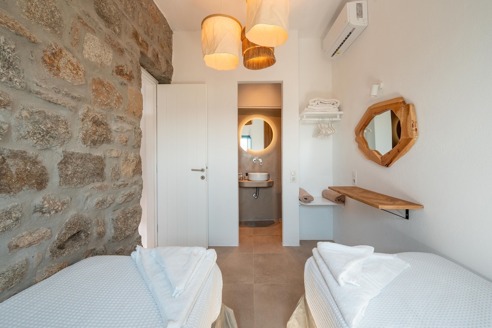ANEMELA MYKONOS VILLAS & SUITES 15/50