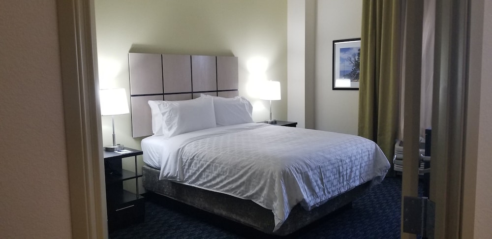 Candlewood Suites Plano North 16/44