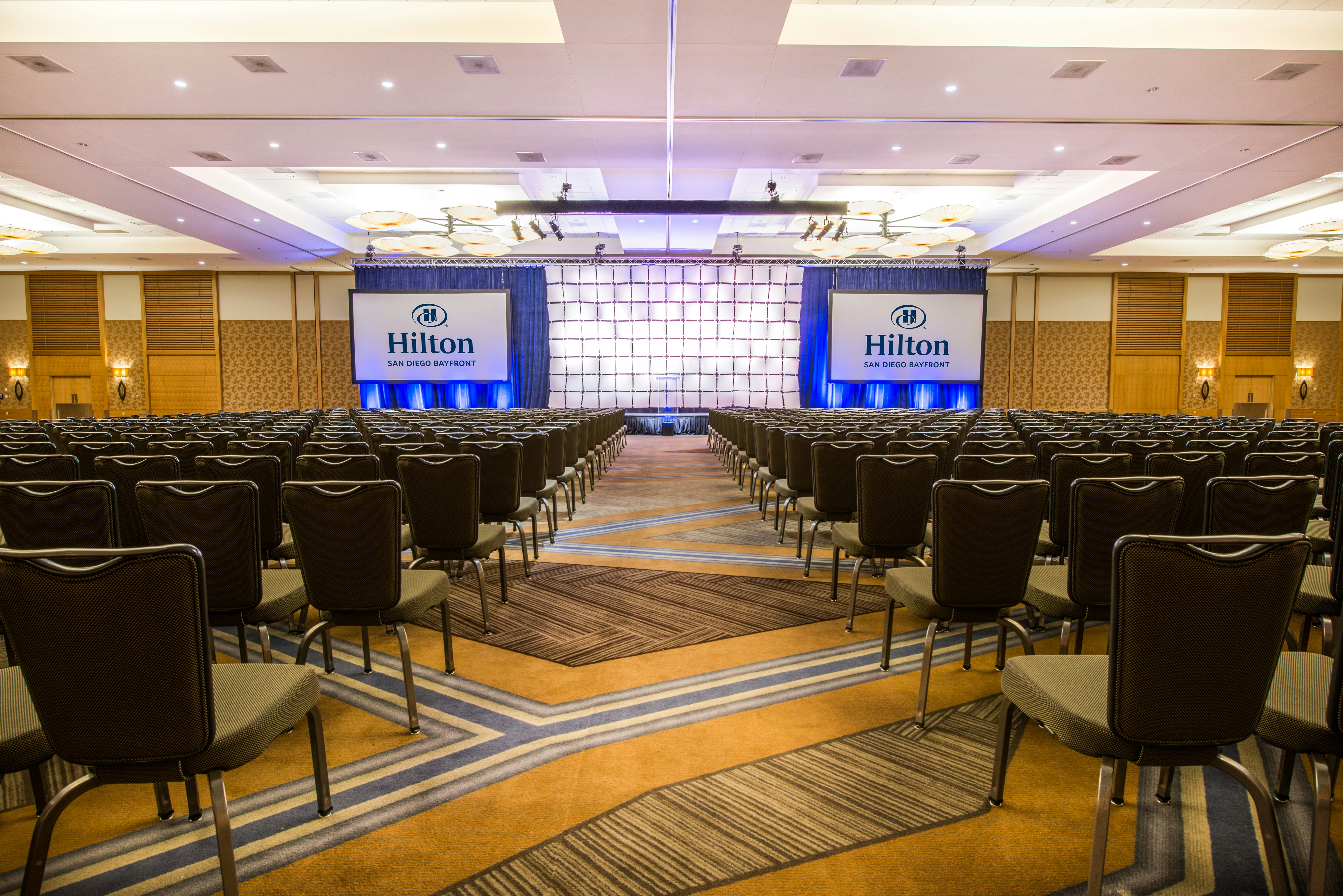Hilton San Diego Bayfront 57/70